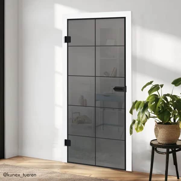 Glastür zaubert Loft-Atmosphäre